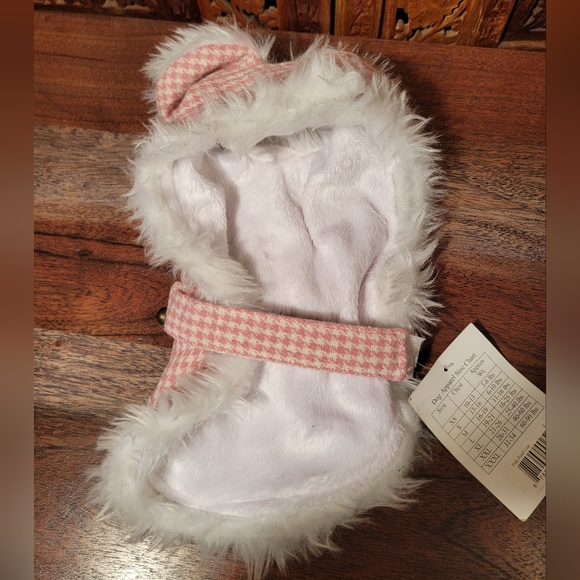 NWT Doggie Design Light Pink Houndstooth Sherpa Edged Dog Coat Size S with Leash - Picture 5 of 8